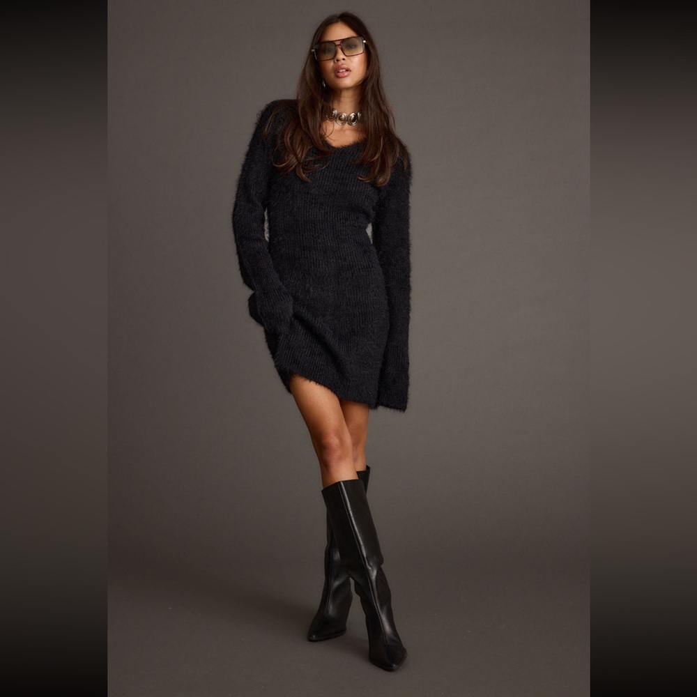 12th Tribe Shilo black v-neck sweater mini dress